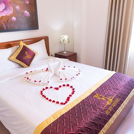 Ruby Bistro Hotel Hue Zewnętrze zdjęcie