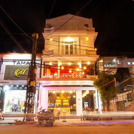 Ruby Bistro Hotel Hue Zewnętrze zdjęcie