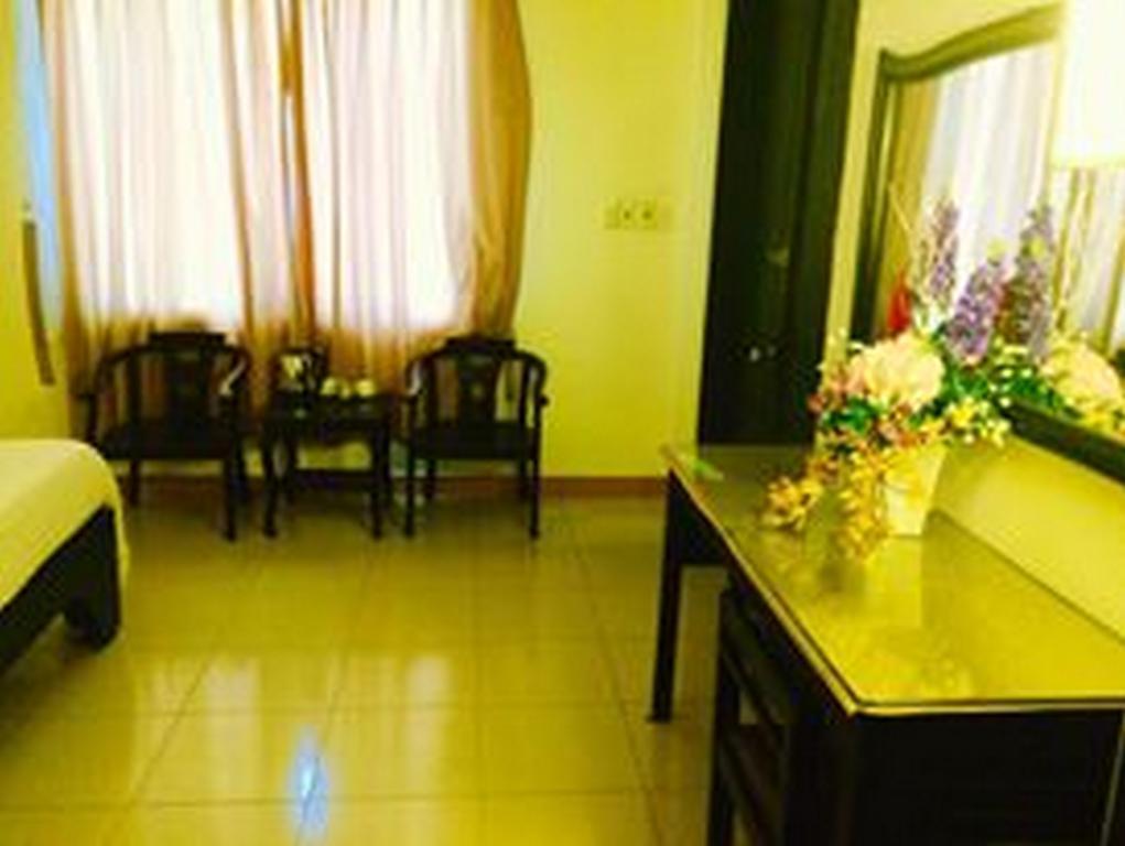 Ruby Bistro Hotel Hue Zewnętrze zdjęcie