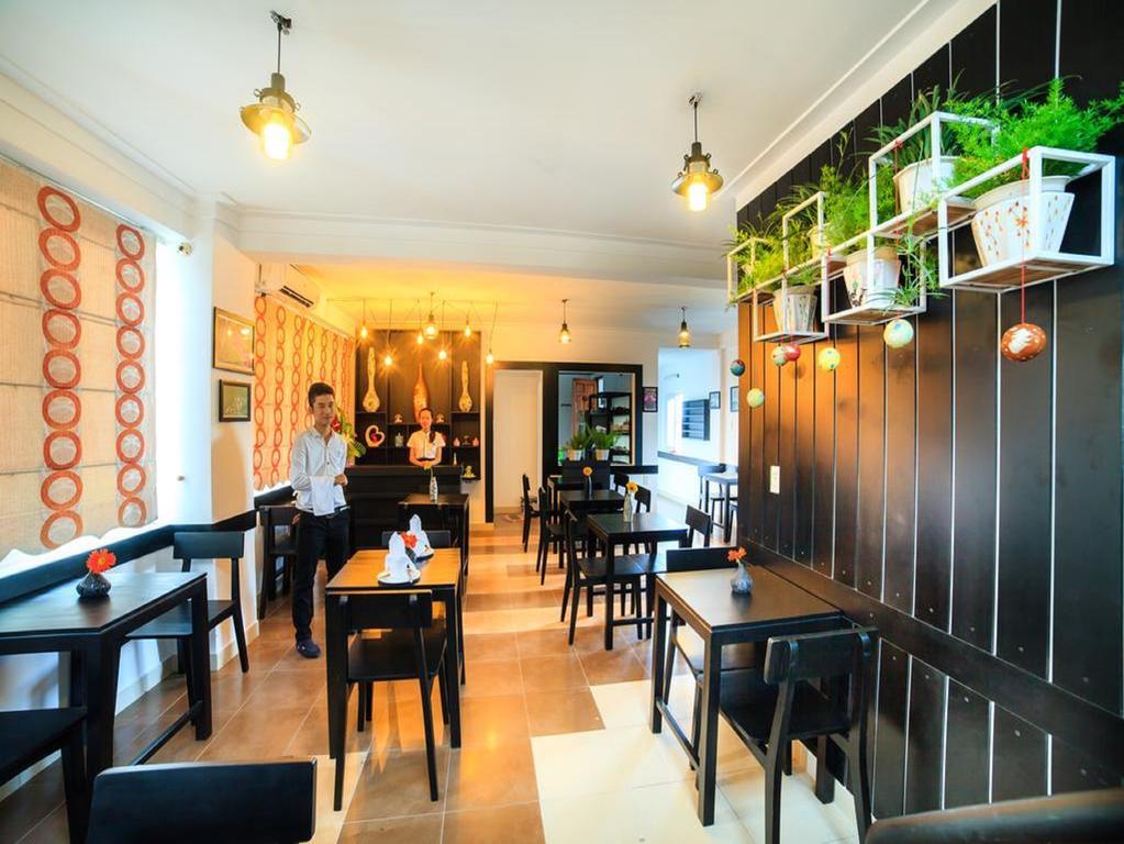 Ruby Bistro Hotel Hue Zewnętrze zdjęcie