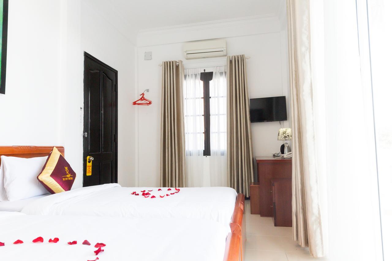 Ruby Bistro Hotel Hue Zewnętrze zdjęcie